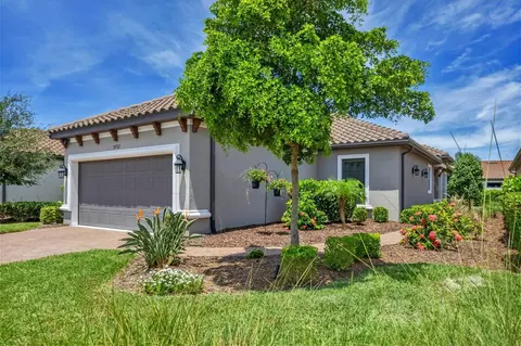 5732 Puccini St, Nokomis, FL 34275