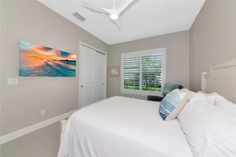 Bedroom - 16620 Collingtree Xing, Lakewood Ranch, FL 34202 photo 5 of 7