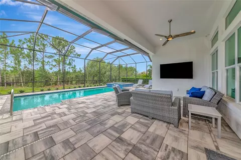 Exterior - 16620 Collingtree Xing, Lakewood Ranch, FL 34202 photo 4 of 6