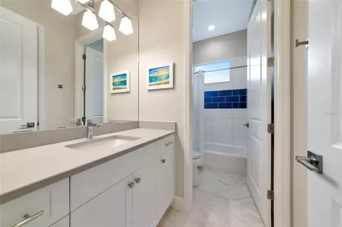 Bath - 16620 Collingtree Xing, Lakewood Ranch, FL 34202 photo 3 of 4