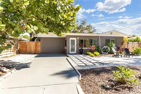3842 Chapel Dr, Sarasota, FL 34234