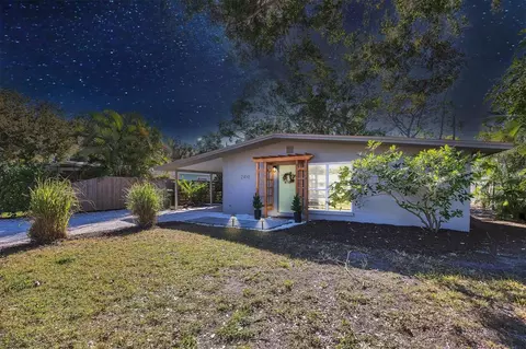 2410 Browning St, Sarasota, FL 34237