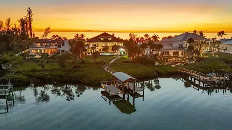 3210 Casey Key Rd, Nokomis, FL 34275