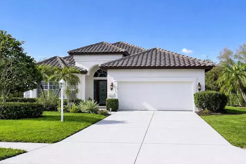 7029 Lennox Pl, University Park, FL 34201
