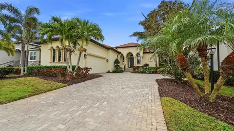 5238 Title Row Dr, Bradenton, FL 34210