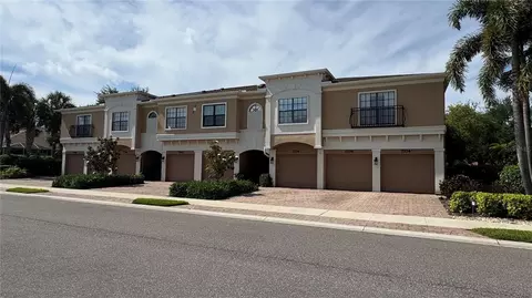 7338 Skybird Rd #413, Bradenton, FL 34209