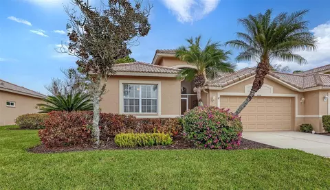 4536 Legacy Ct, Sarasota, FL 34241