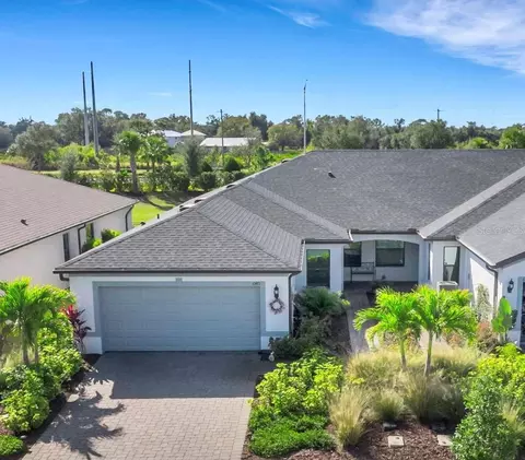 6471 Silverstar Dr, Sarasota, FL 34240