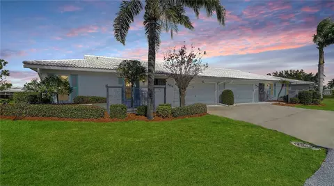 6810 9th Ave W, Bradenton, FL 34209