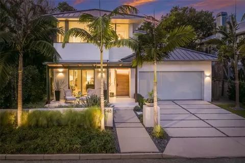 948 Citrus Ave, Sarasota, FL 34236