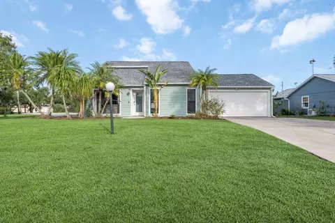 5211 Cedar Hammock Ct, Sarasota, FL 34232