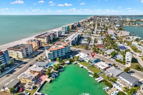 117 140th Ave E, Madeira Beach, FL 33708