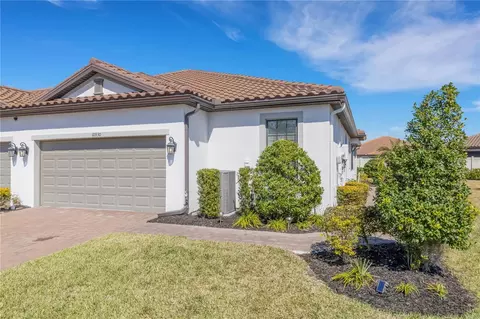 10930 Wendover Dr, Palmetto, FL 34221