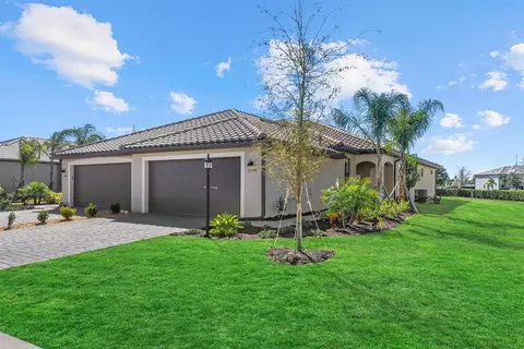 15304 Sunny Day Dr, Lakewood Ranch, FL 34211