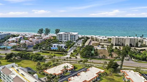 4720 Gulf Of Mexico Dr #VILLA 2, Longboat Key, FL 34228