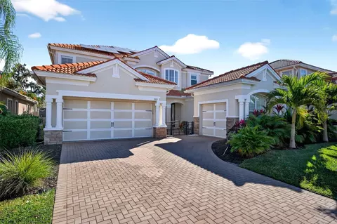 8111 Santa Rosa Ct, Sarasota, FL 34243