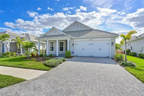 8075 Slipway Dr, Sarasota, FL 34240