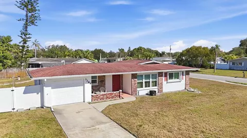3289 Dante Dr, Sarasota, FL 34235