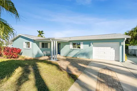 4908 Arlington Rd, Palmetto, FL 34221