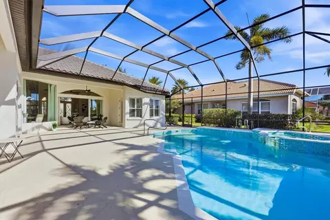 Exterior - 7214 Marlow Pl, University Park, FL 34201 photo 8 of 11