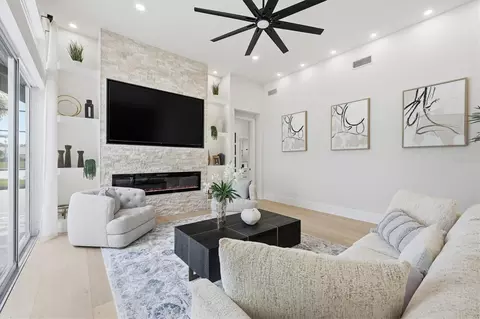 Living - 7214 Marlow Pl, University Park, FL 34201 photo 4 of 5