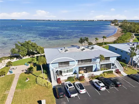 600 Manatee Ave #212, Holmes Beach, FL 34217