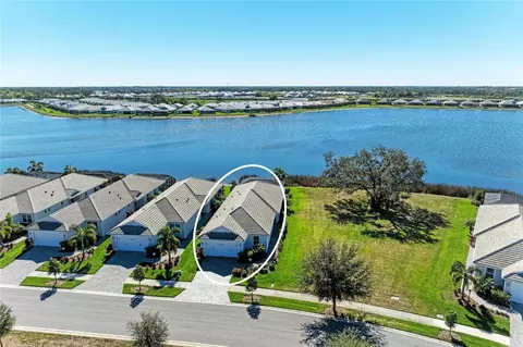 925 Crosswind Ave, Sarasota, FL 34240