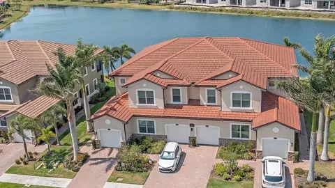 109 Porta Vecchio Bnd #201, Nokomis, FL 34275