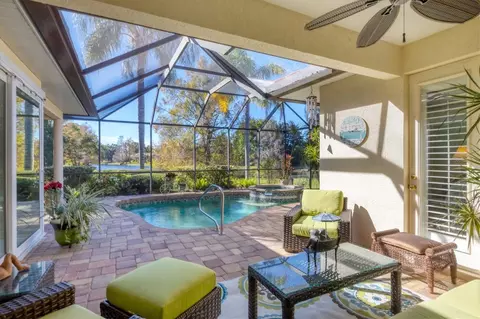 7072 Twin Hills Ter, Lakewood Ranch, FL 34202