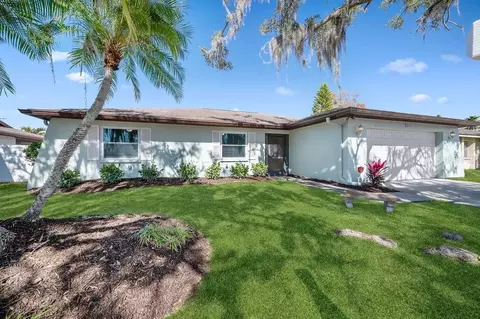 6635 Brentford Rd, Sarasota, FL 34241