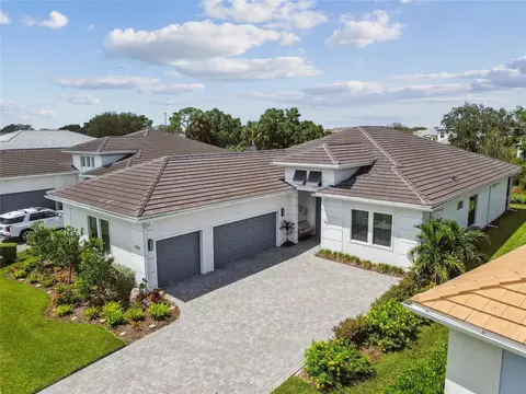 4952 Surfside Cir, Bradenton, FL 34211