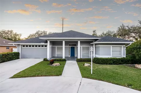 566 Oak Bay Dr, Osprey, FL 34229