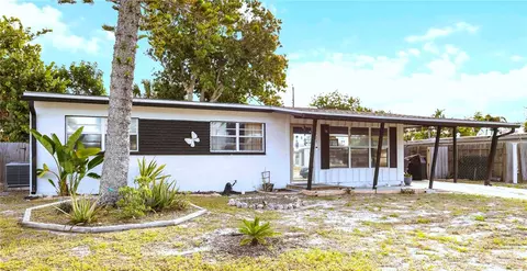 6723 Washington Pl, Bradenton, FL 34207