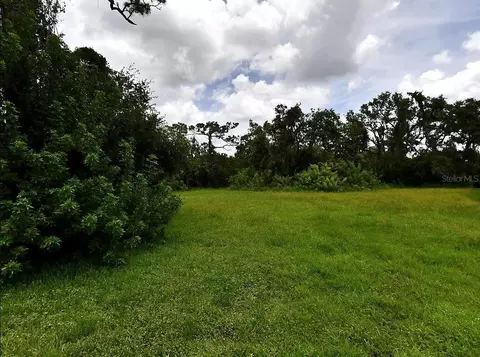 410 Blue Garden Ln, Osprey, FL 34229