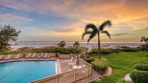 19 Whispering Sands Dr #201, Sarasota, FL 34242
