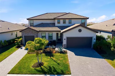 15532 White Linen Dr, Bradenton, FL 34211