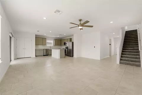 Living - 11753 Capstan Pl, Parrish, FL 34219 photo 2 of 3