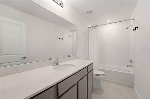 Bath - 11753 Capstan Pl, Parrish, FL 34219 photo 1 of 4