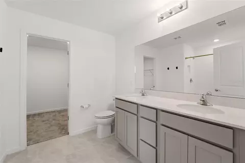 Bath - 11753 Capstan Pl, Parrish, FL 34219 photo 3 of 4