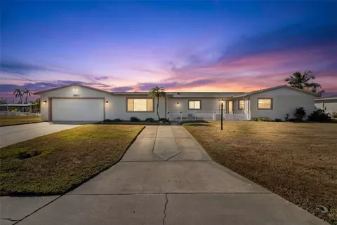 5003 Commonwealth Rd, Palmetto, FL 34221