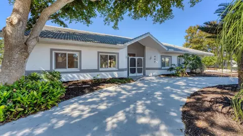 467 Ingres Dr, Nokomis, FL 34275