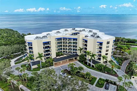 2120 Harbourside Dr #612, Longboat Key, FL 34228