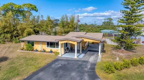 1264 Porpoise Rd, Venice, FL 34293