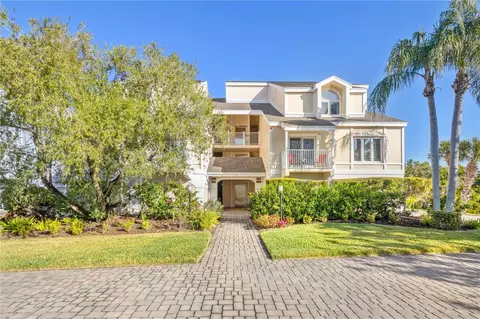 121 Tidy Island Blvd, Bradenton, FL 34210