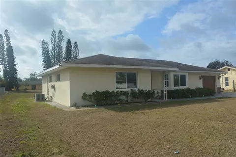 1410 Alwynne Dr, Lehigh Acres, FL 33936