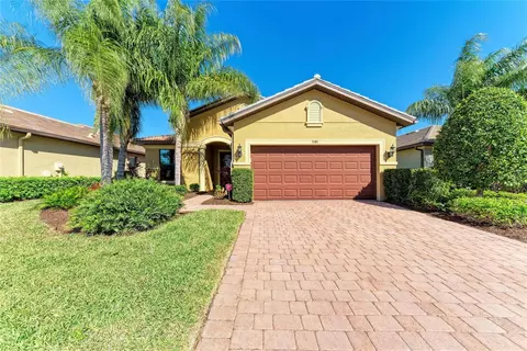 5381 Sundew Dr, Sarasota, FL 34238