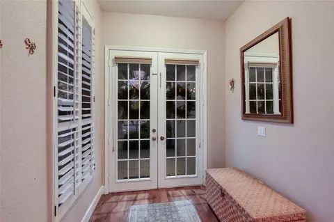 Entry Way - 4603 4th Ave E, Bradenton, FL 34208 photo 2 of 5
