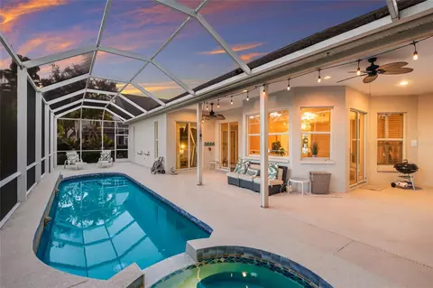 Exterior - 4603 4th Ave E, Bradenton, FL 34208 photo 9 of 18