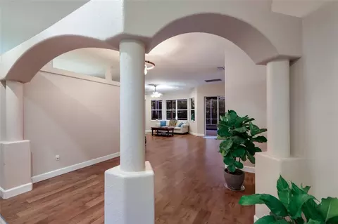Entry Way - 4603 4th Ave E, Bradenton, FL 34208 photo 3 of 5