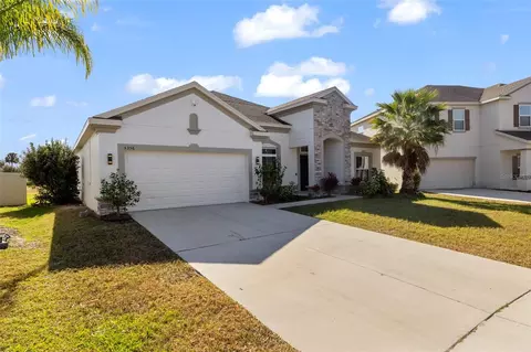 Exterior - 5356 Ragusa Loop, Saint Cloud, FL 34771 photo 5 of 13